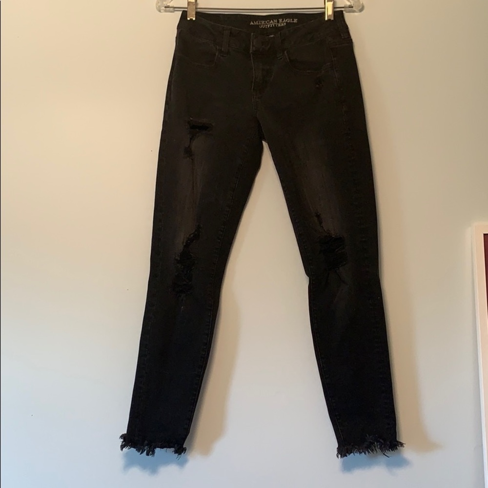Black ripped American Eagle skinny jeans